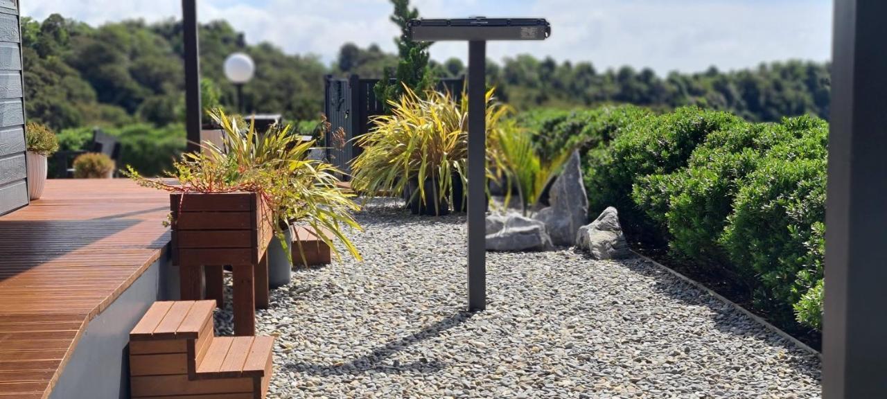 Rocky Ridge Cottage Takaka Exterior photo