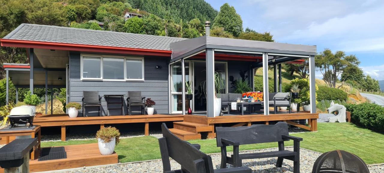 Rocky Ridge Cottage Takaka Exterior photo