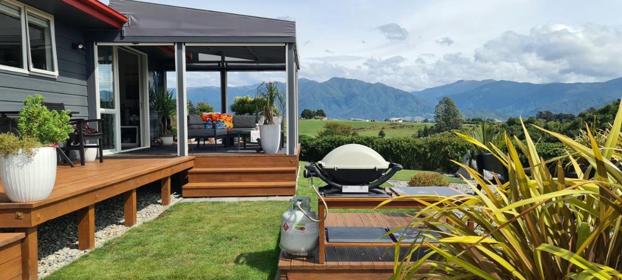 Rocky Ridge Cottage Takaka Exterior photo