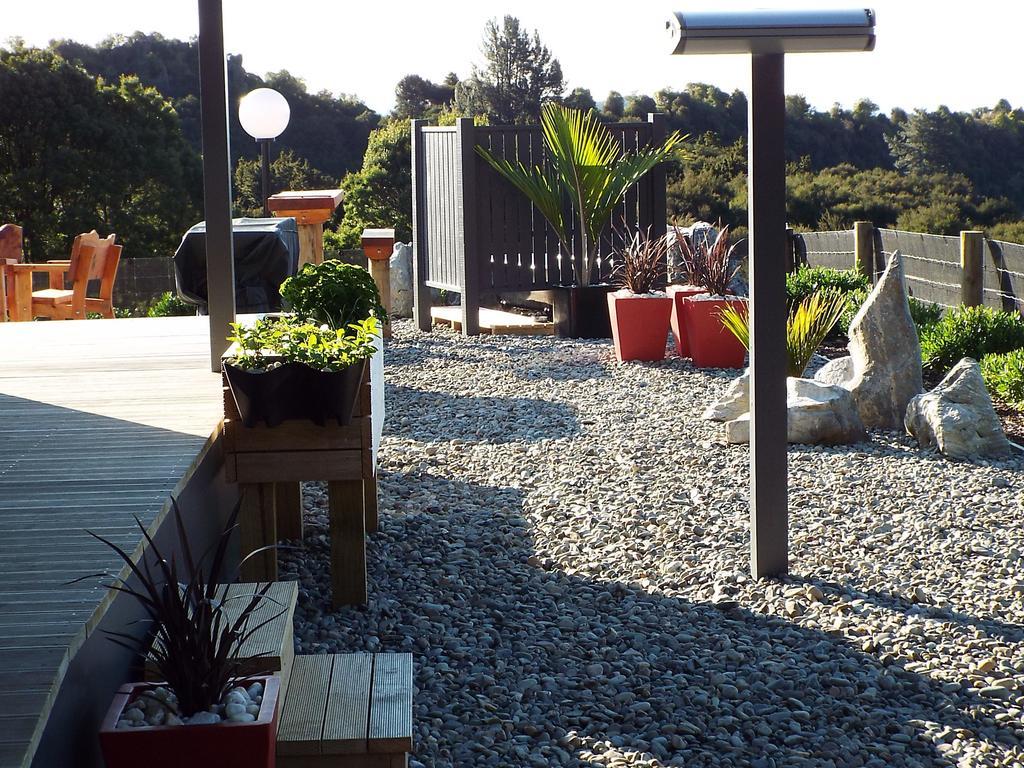 Rocky Ridge Cottage Takaka Exterior photo