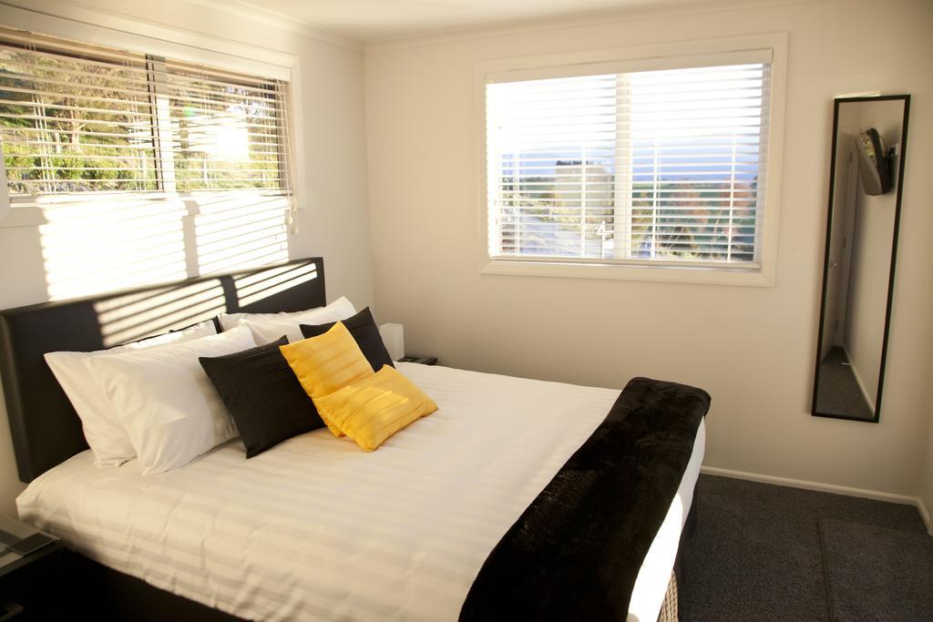 Rocky Ridge Cottage Takaka Exterior photo
