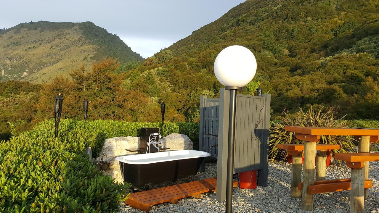 Rocky Ridge Cottage Takaka Exterior photo